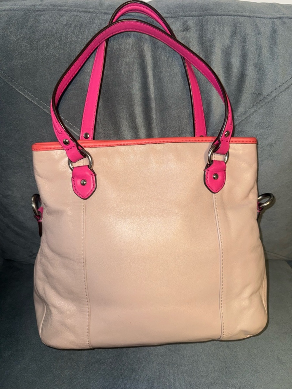 Coach Daisy Spectator Mia Bag with Detachable Strap - Picture 6 of 13